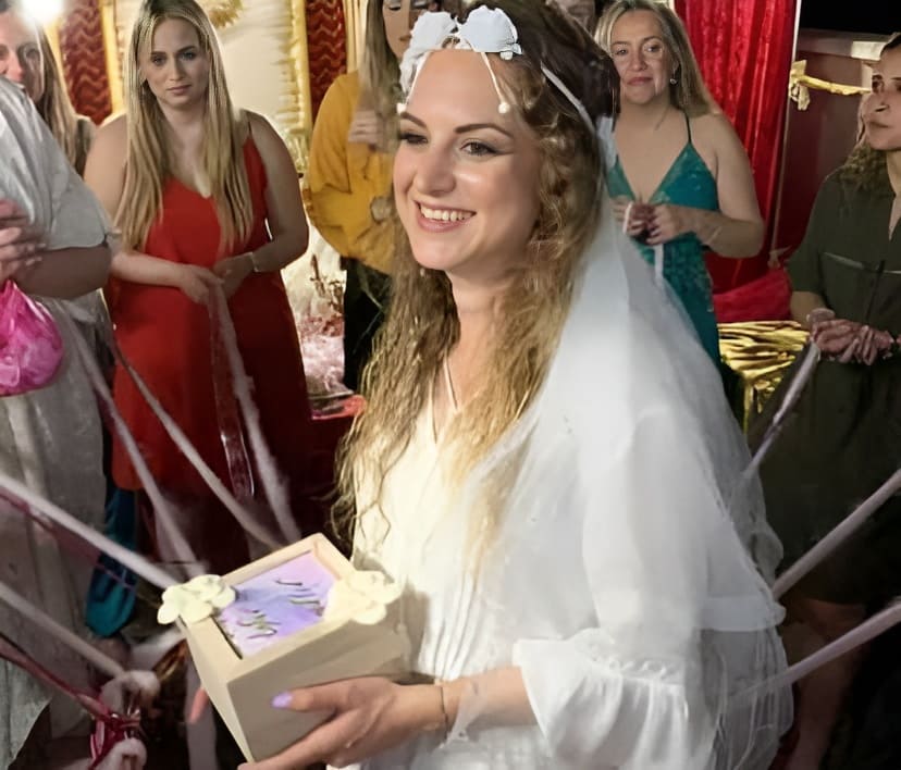 8ef201d409a9412fba54988d7818e3ae