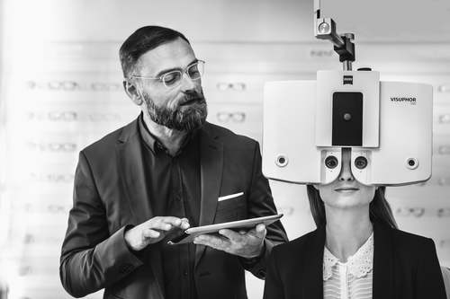 אופטיקה צייס | בדיקת ראייה ייחודית | עדשות מולטיפוקל | משקפי ראיה | 4